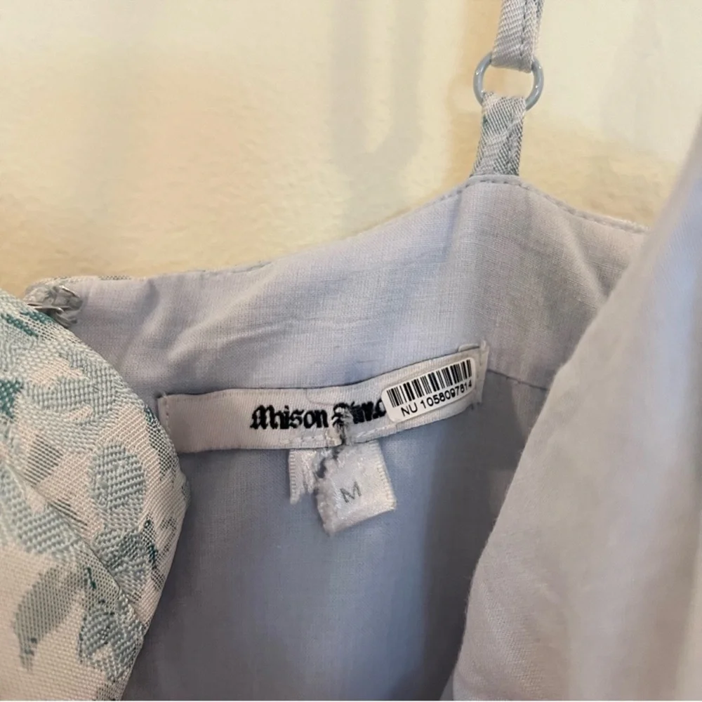 Maison Amory The Windsor Blue Floral Sweetheart Neckline Gown in Morning Dew M - Picture 5 of 10